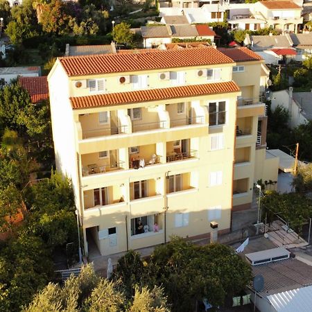 Vila Lena Petrovac na moru Exterior foto