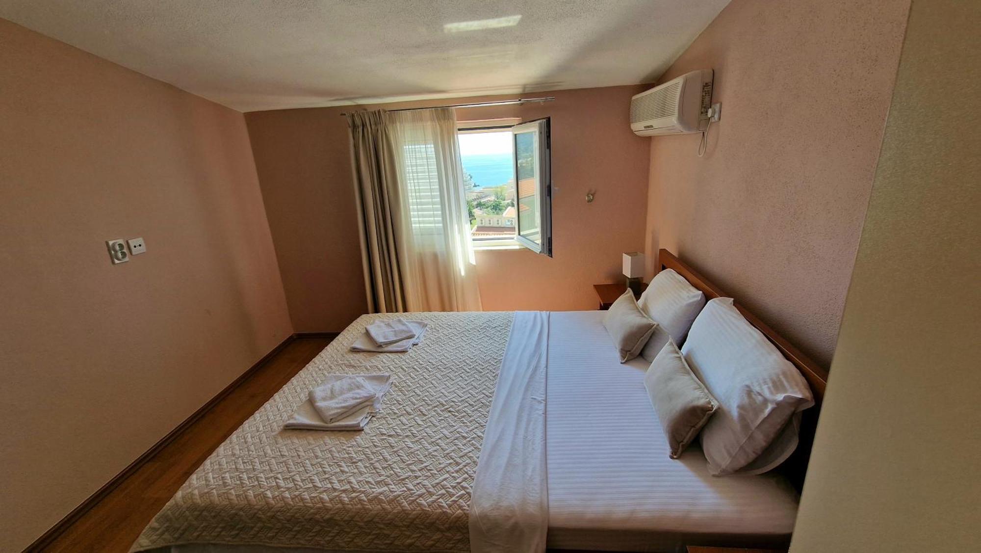 Vila Lena Petrovac na moru Exterior foto