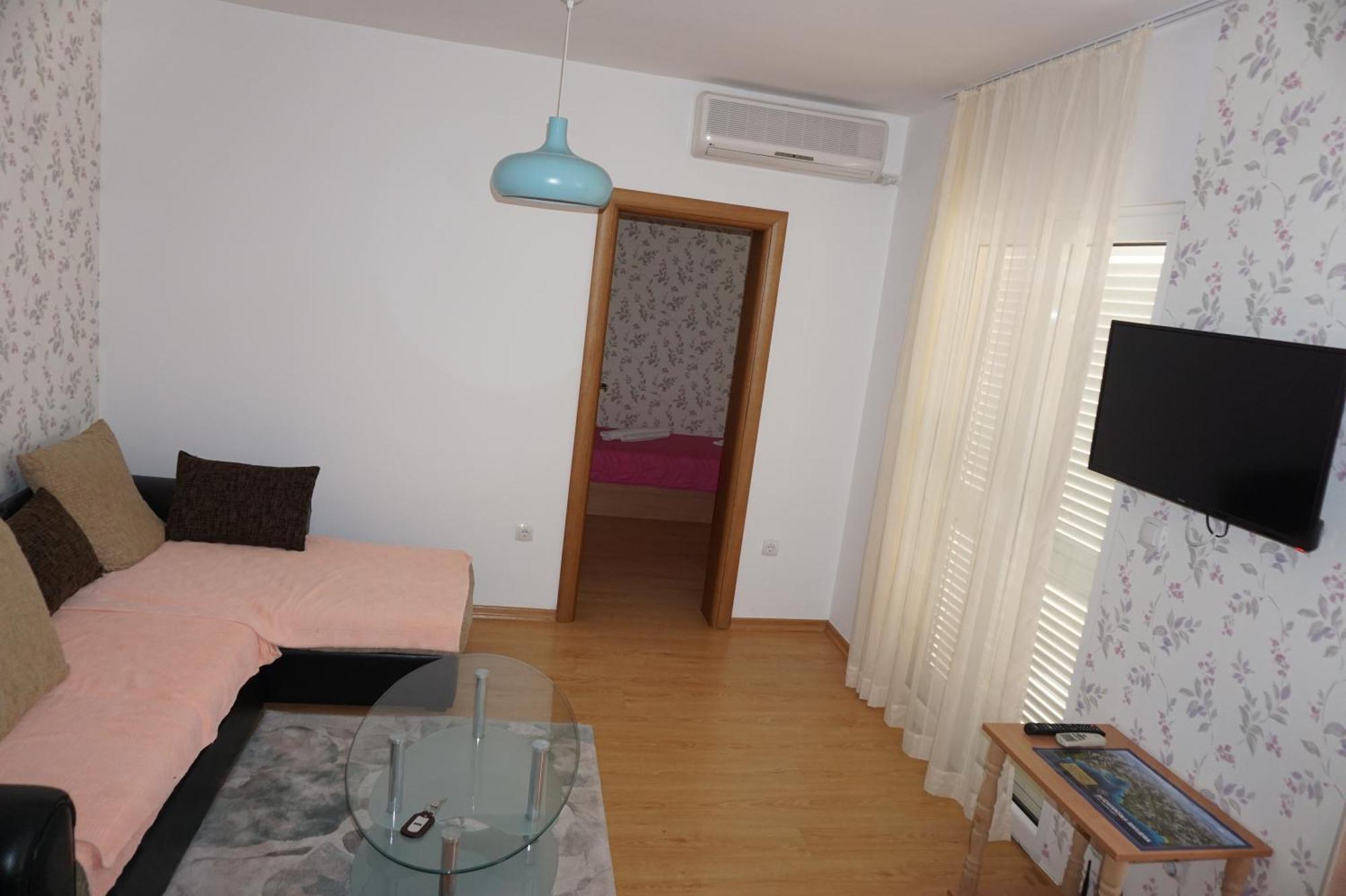 Vila Lena Petrovac na moru Zimmer foto